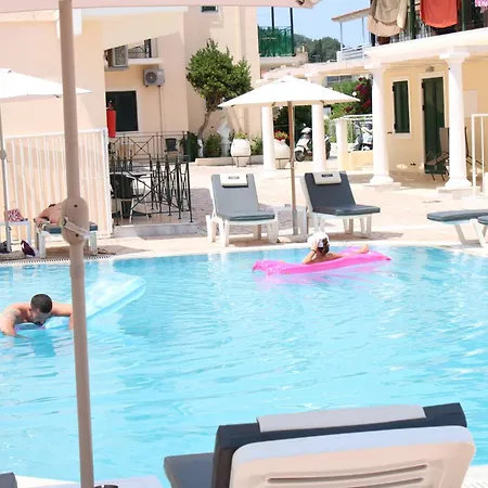 Hotel Stavros On The *