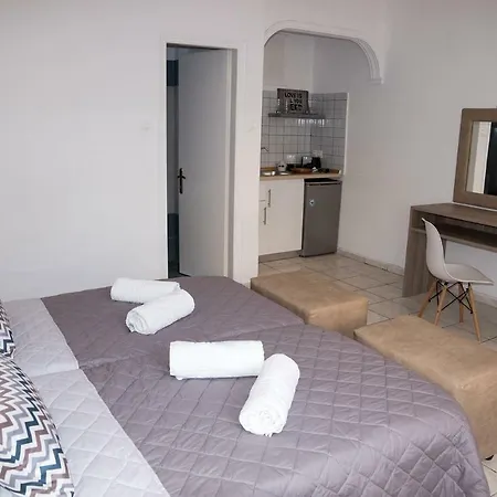 Hotel Stavros On The *